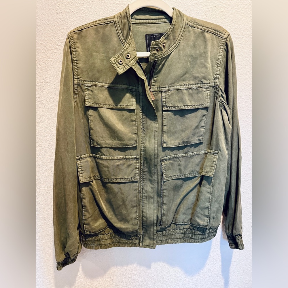 Social Standard by Sanctuary Premium Olive Green Utility Jacket Size Small
